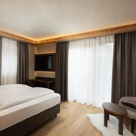 Hotel Camino Rustic Chic
