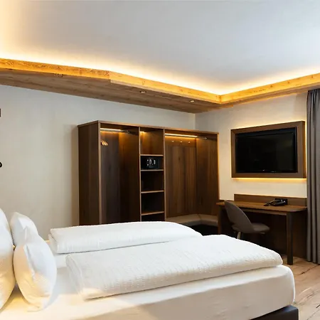Hotel Camino Rustic Chic