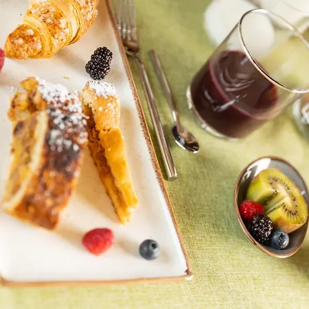 Camino Rustic Chic Hotel 4*