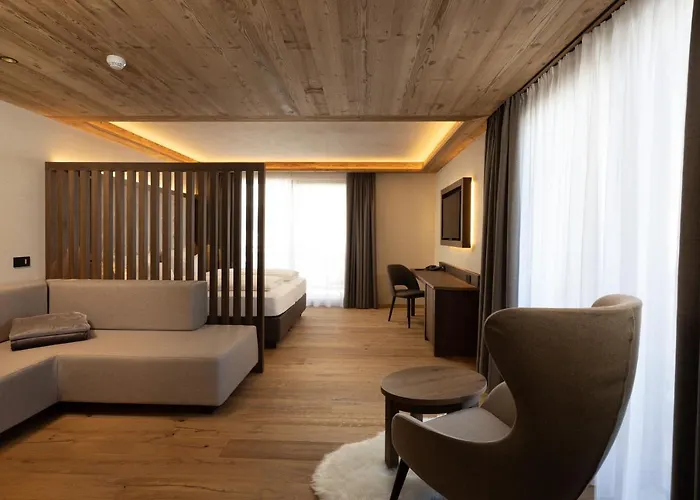 Camino Rustic Chic